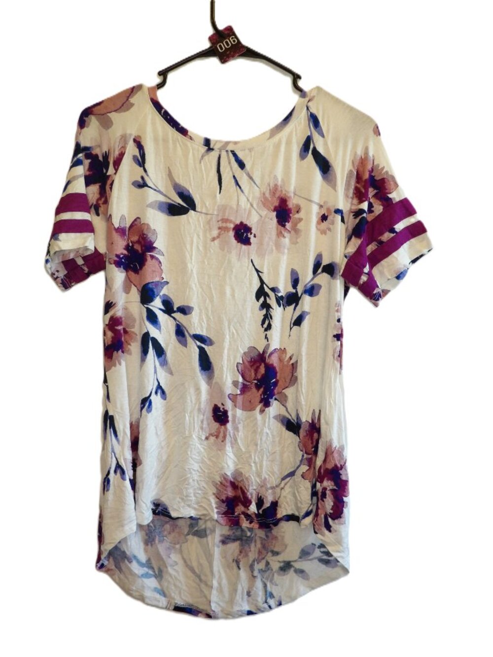 24/7, NWT white with purple floral super soft with tie detail in the back tee (W
